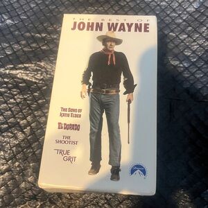The Duke Collection The Best of John Wayne 4- VHS tape movie collection